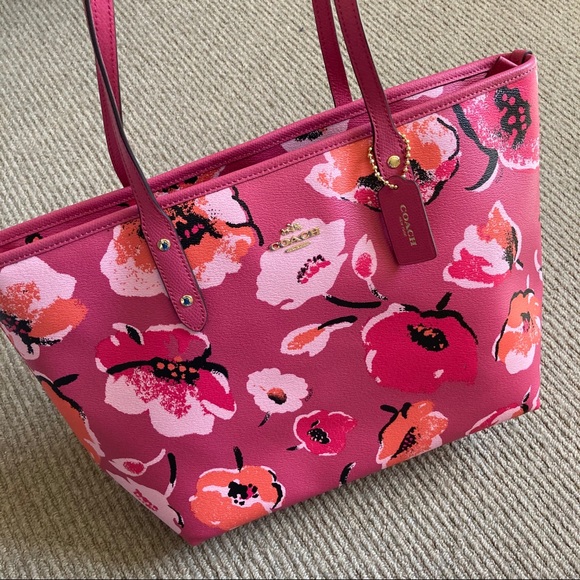 Coach Handbags - Coach floral zip tote NWT